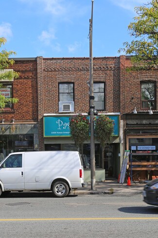 Toronto, ON Retail - 3355 Yonge St