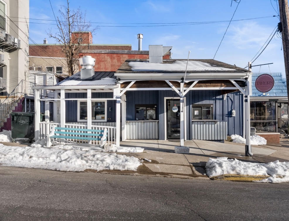 2 Pond St, Bristol, PA for Sale