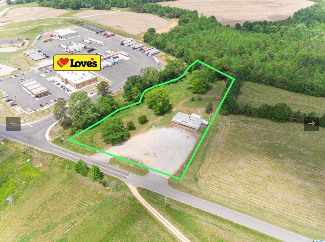 1056 County Highway 35, Hamilton, AL for Sale