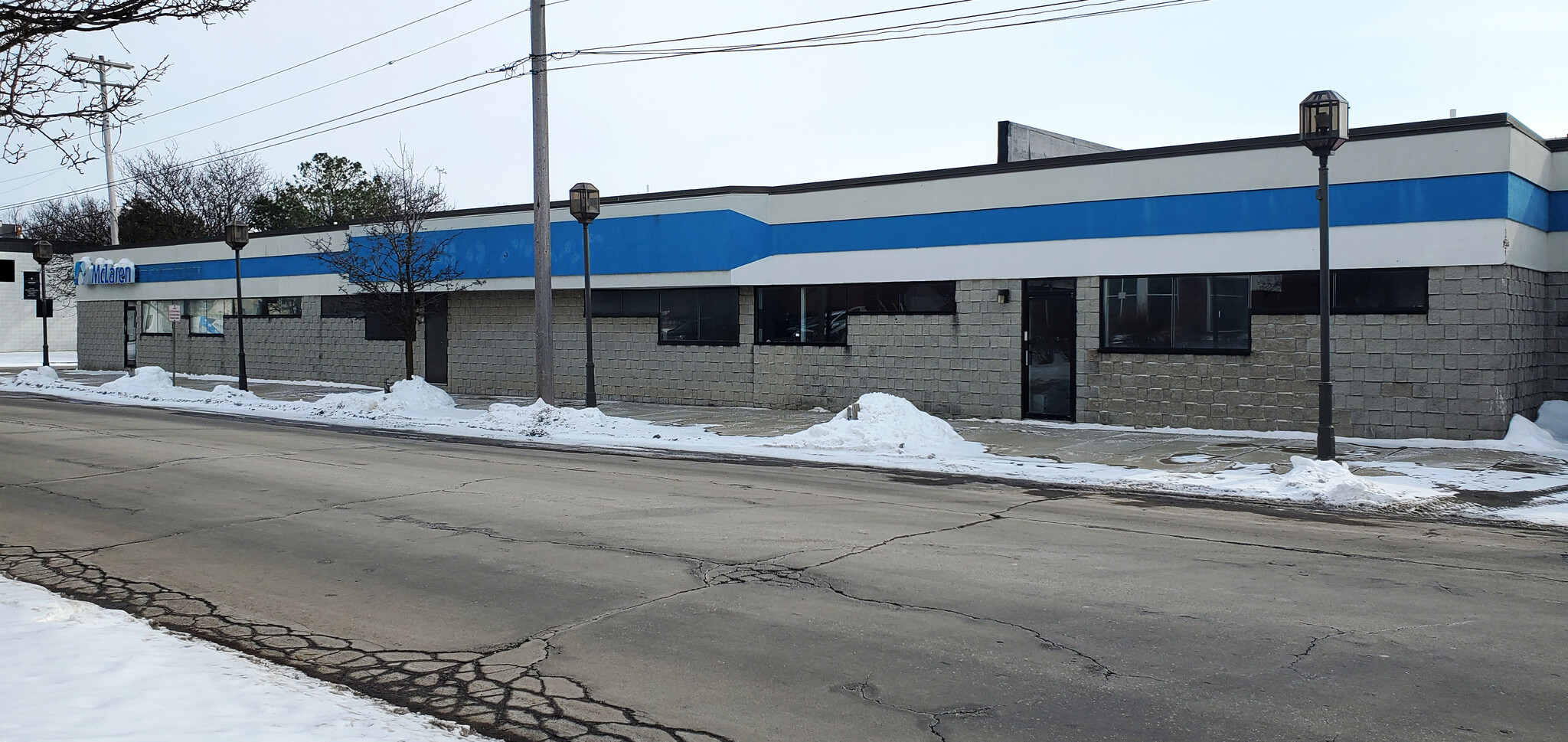 216 E Comstock St, Owosso, MI for Sale