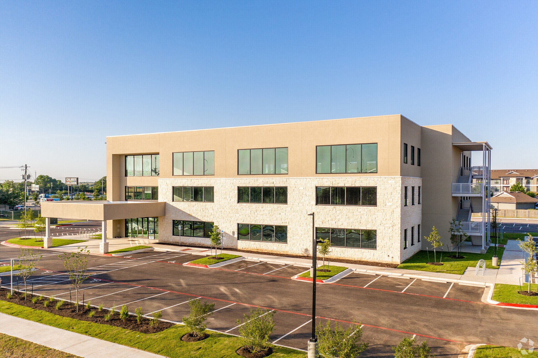 701 E Fm 1626 Austin Tx 78748 Office Property For Lease On Showcase Com