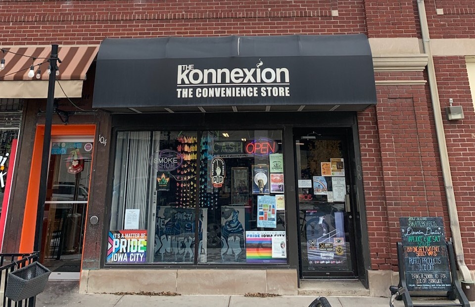106 S Linn St, Iowa City, IA for Rent