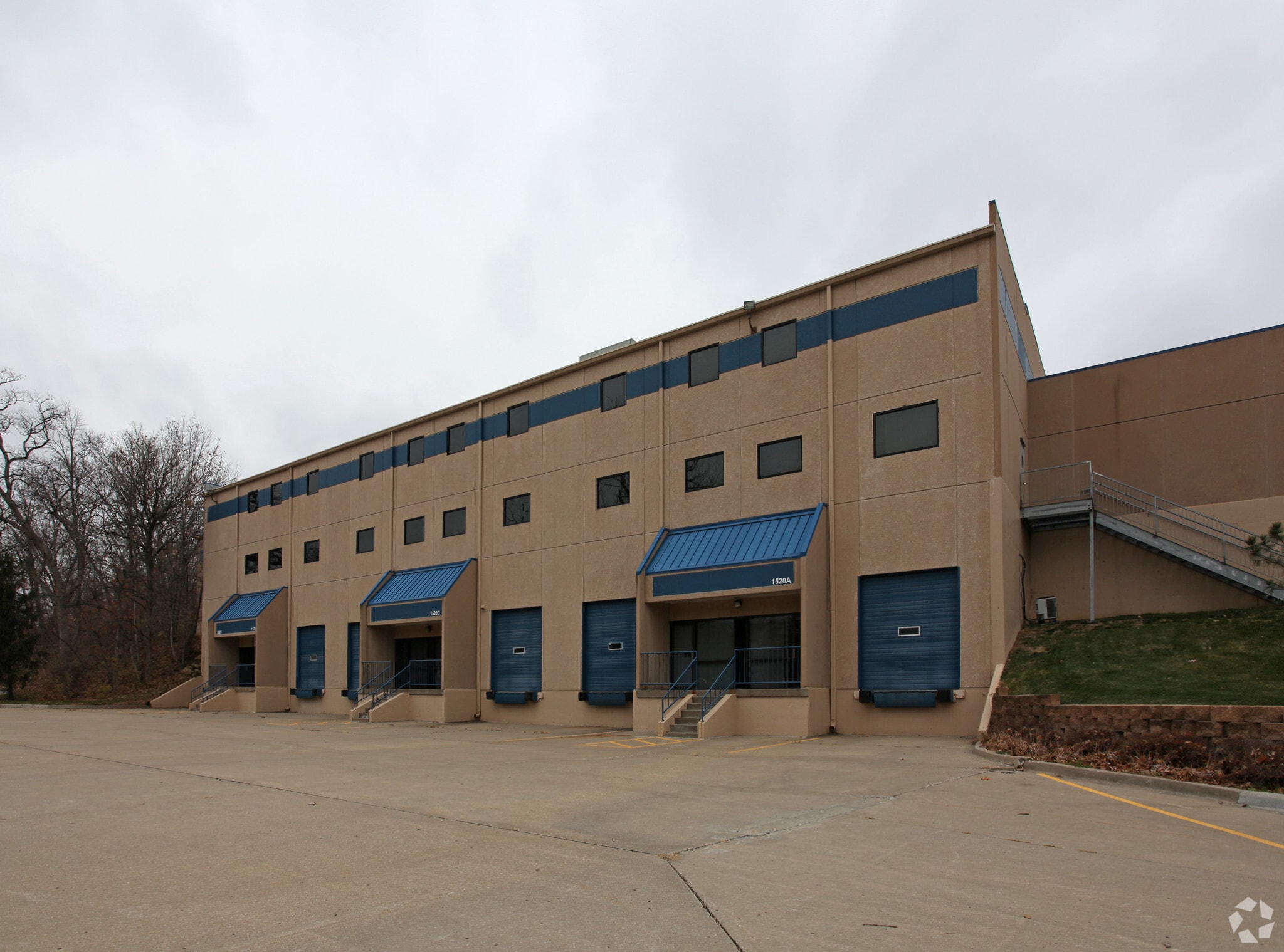 1520 NW Vivion Rd, Kansas City, MO for Rent