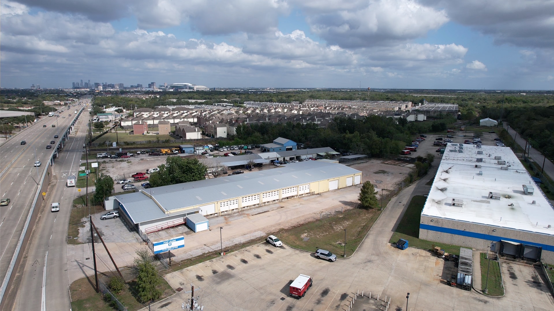 11533 S Main St, Houston, TX for Rent