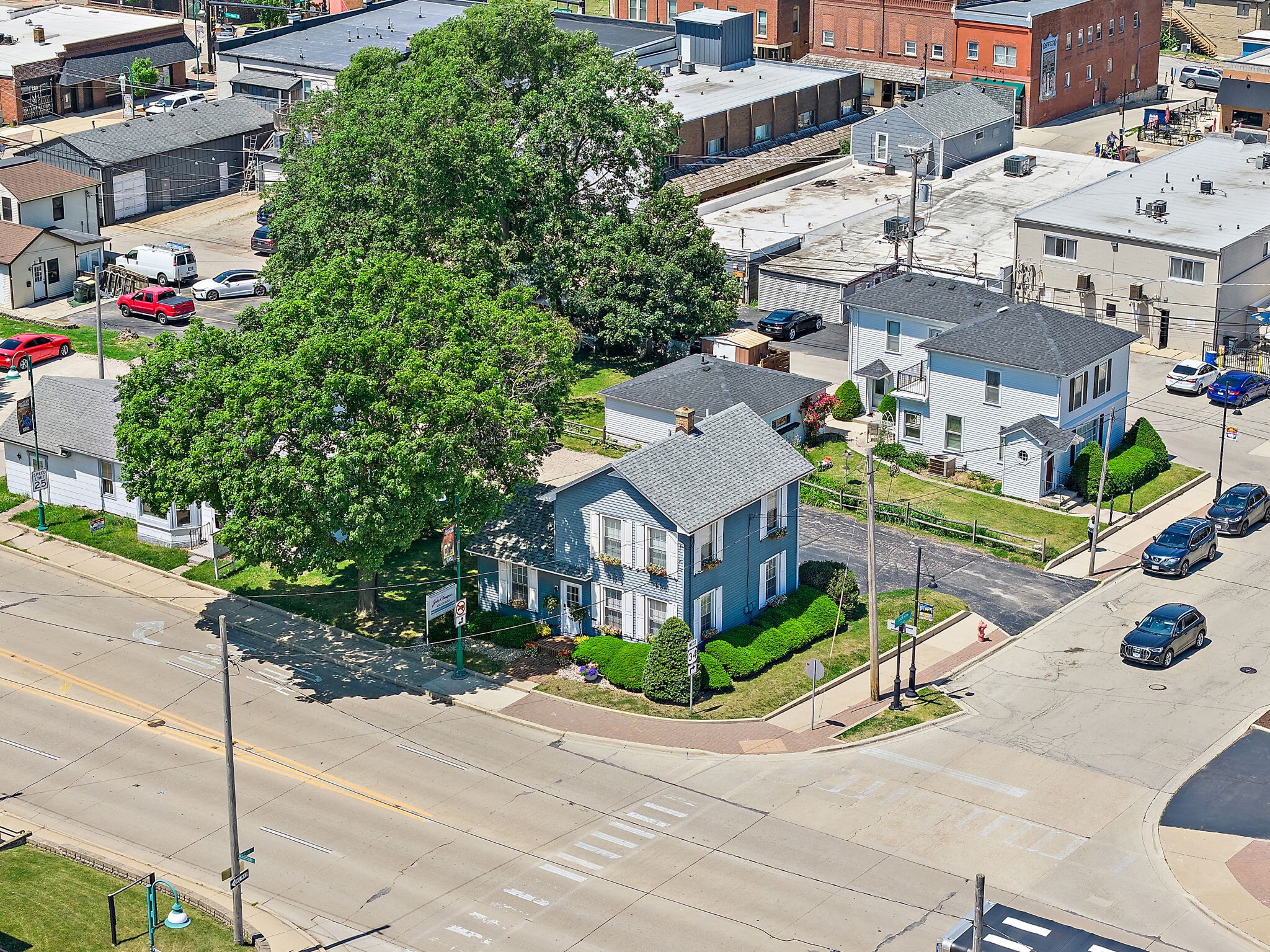 55 S Madison St, Oswego, IL for Sale