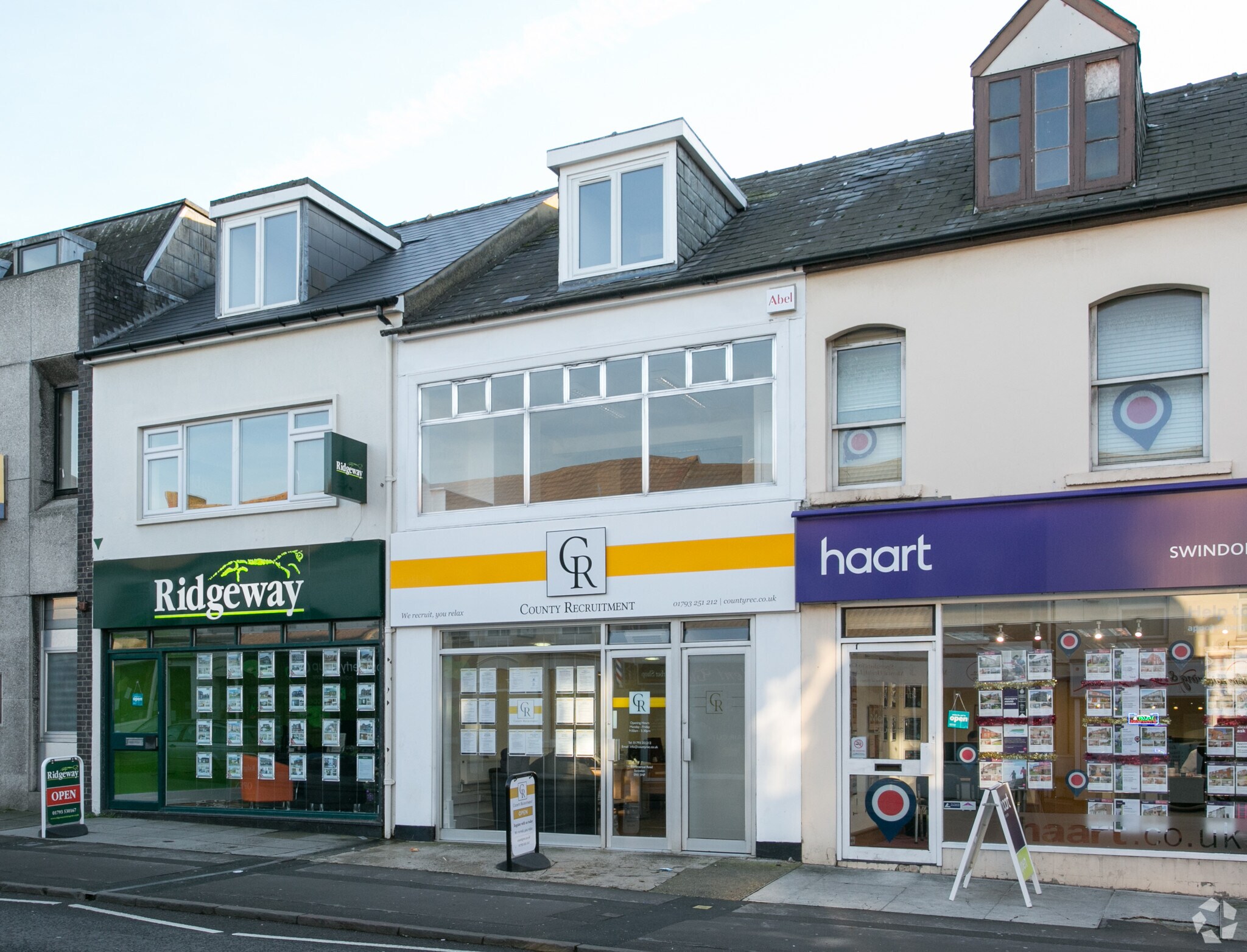 14 Commercial Rd, Swindon, WIL for Rent