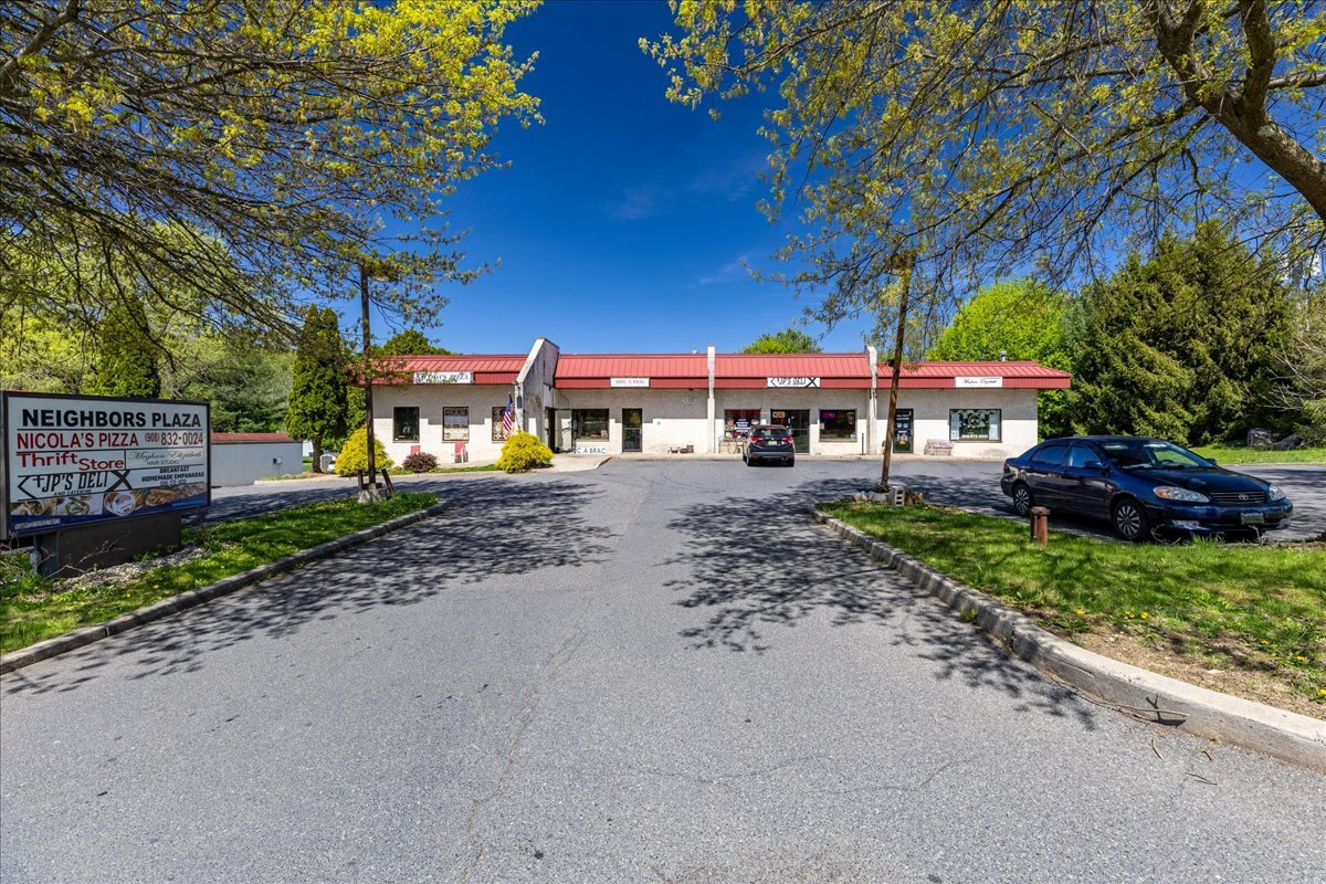 427 County Road 513, Califon, NJ for Rent