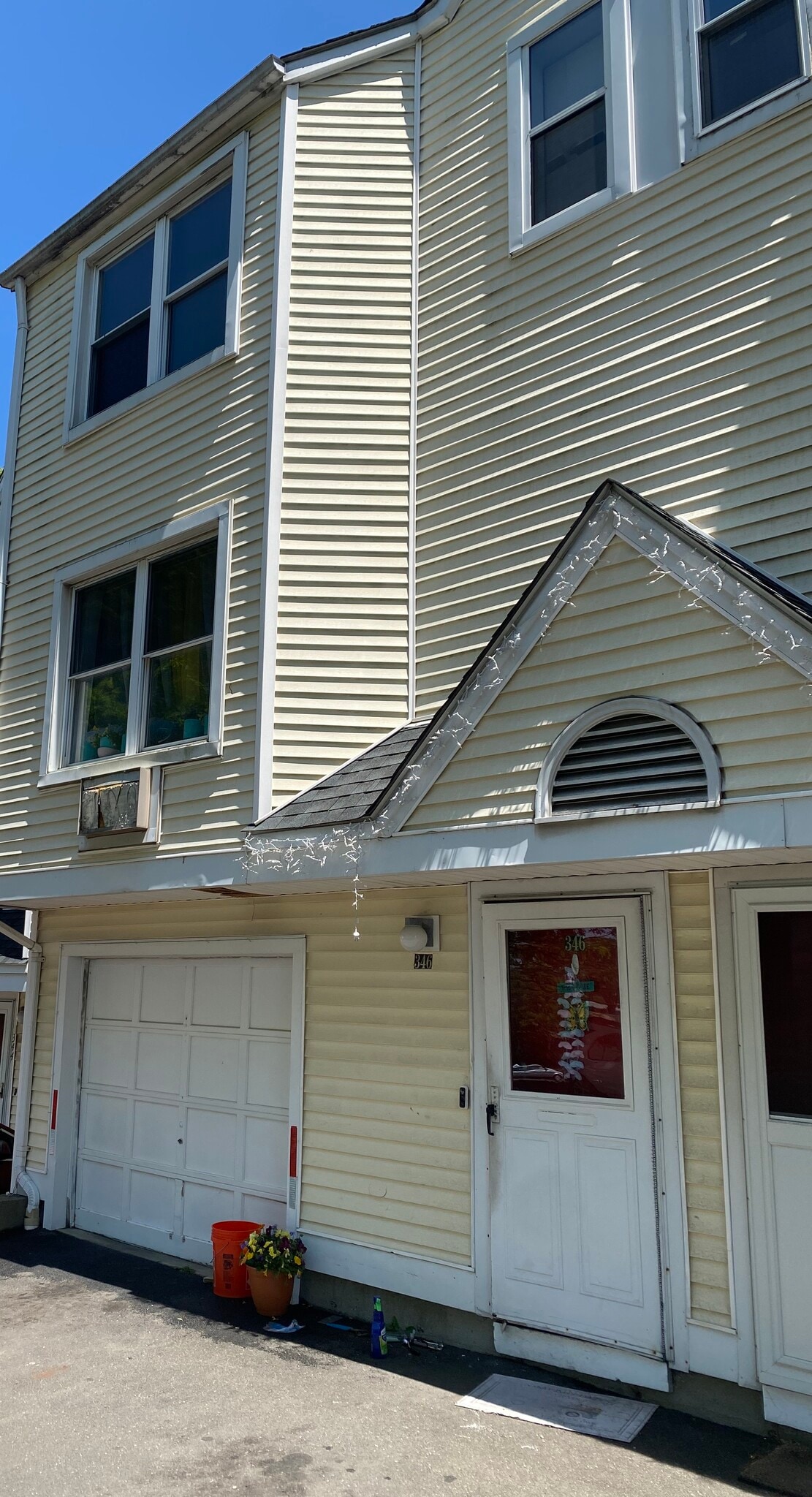 346 Forbes Ave New Haven, CT 06512 MultiFamily Property for Lease on