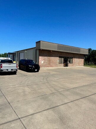 Gun Barrel City, TX Distribution - 611 S Gun Barrel Ln