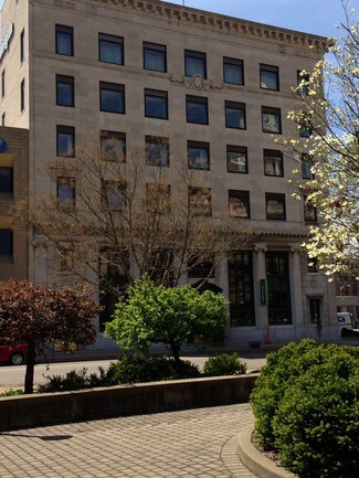26,583 SF Office Building with 2 Lots