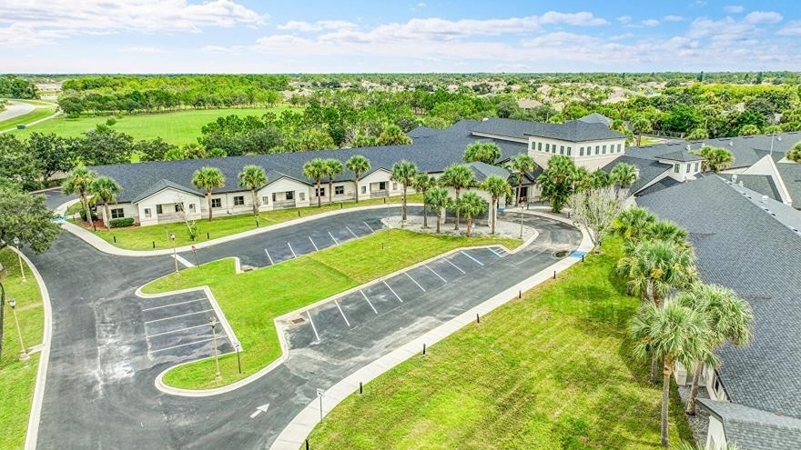 1700-1710 Wuesthoff Dr, Melbourne, FL for Sale