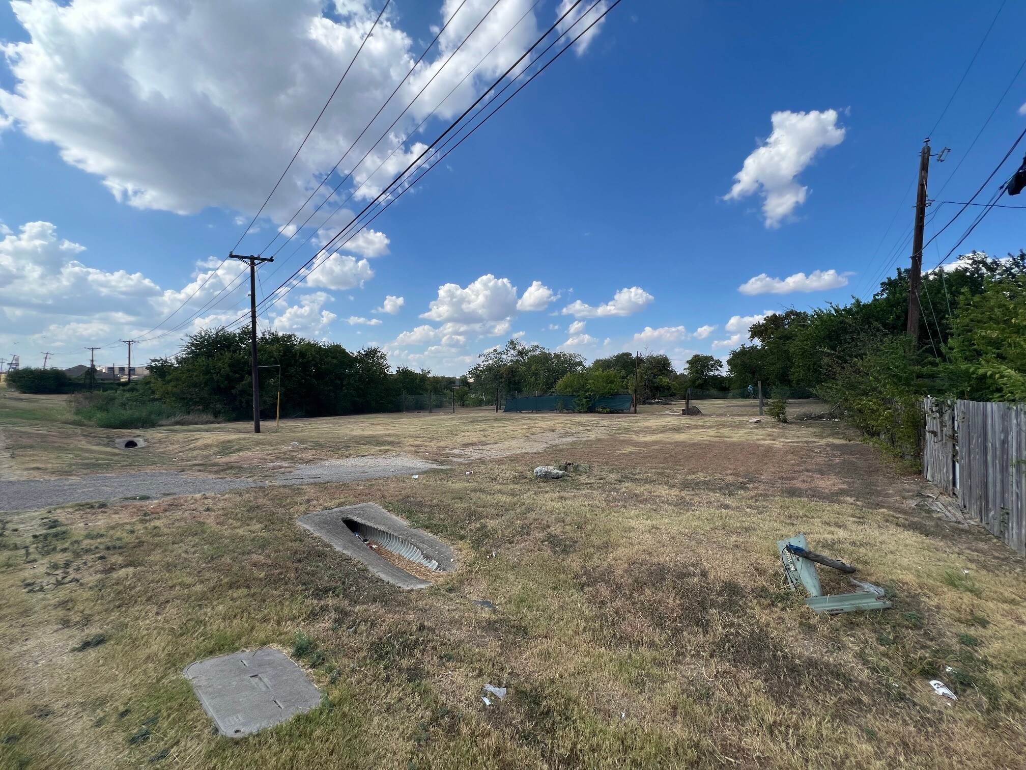 4401 W Stan Schlueter Loop, Killeen, TX for Sale
