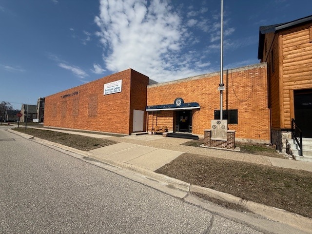 1026 6th St, Port Huron, MI for Sale