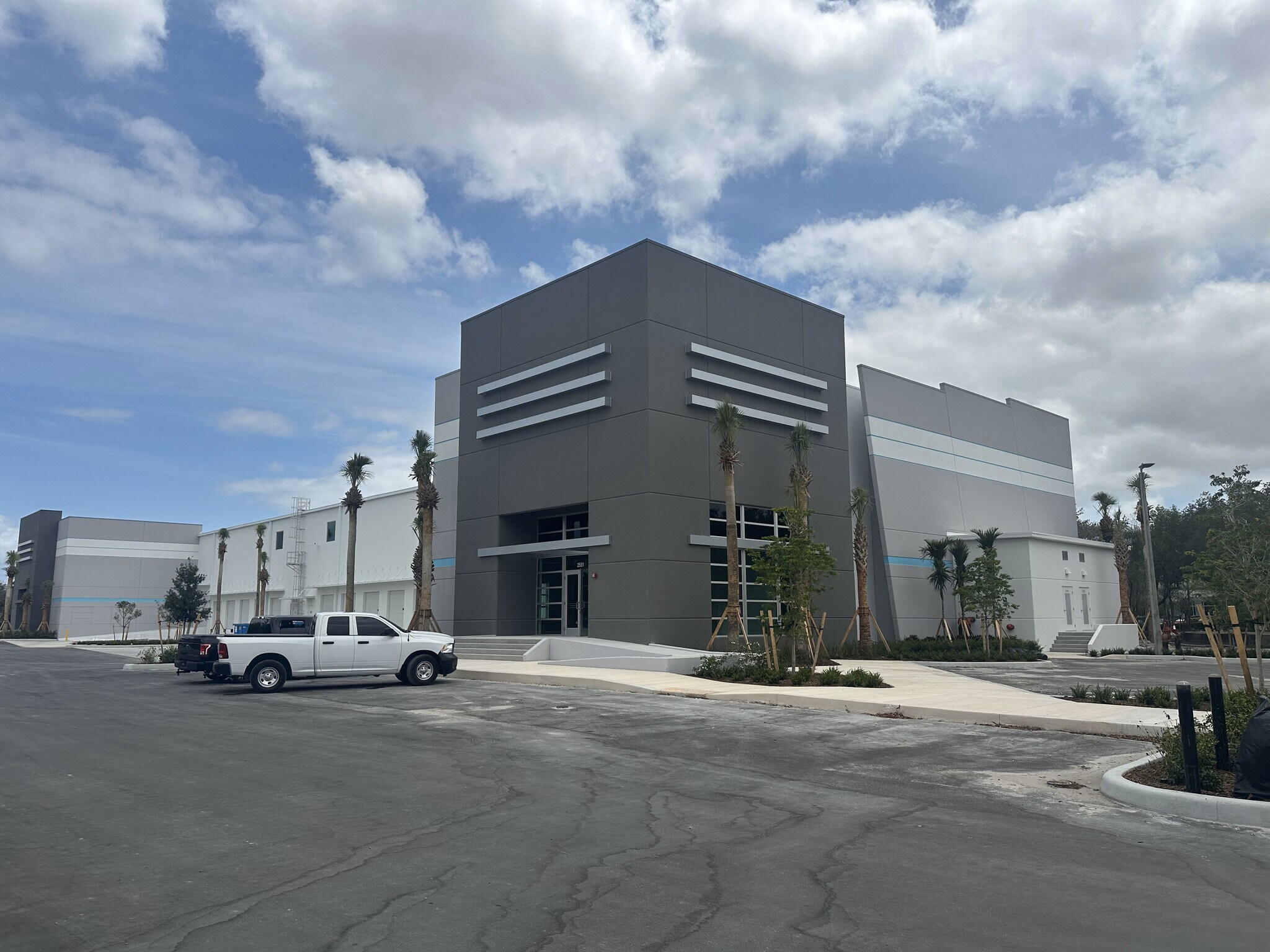 2500 NW 19th St, Pompano Beach, FL for Rent