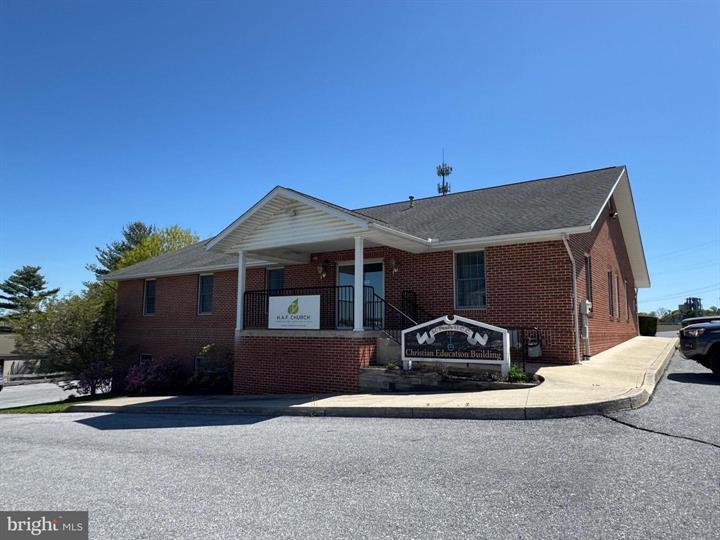 235 W 2nd St, Birdsboro, PA for Rent