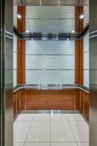Ottawa, ON Coworking Space - 116 Lisgar St