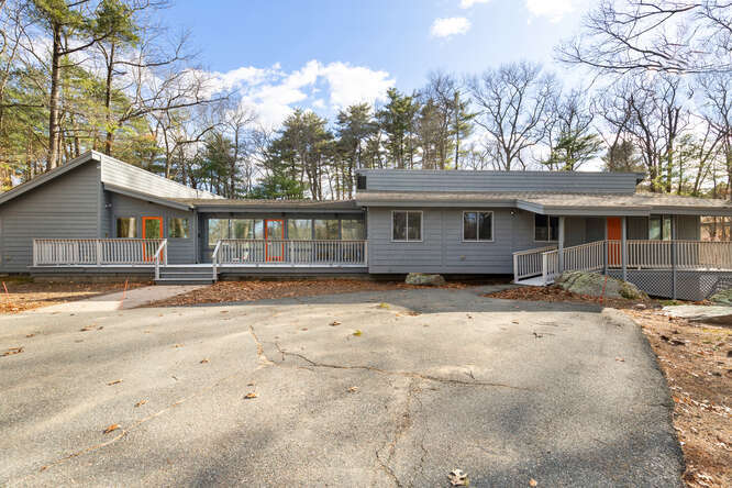 398 Essex St, Beverly, MA for Rent
