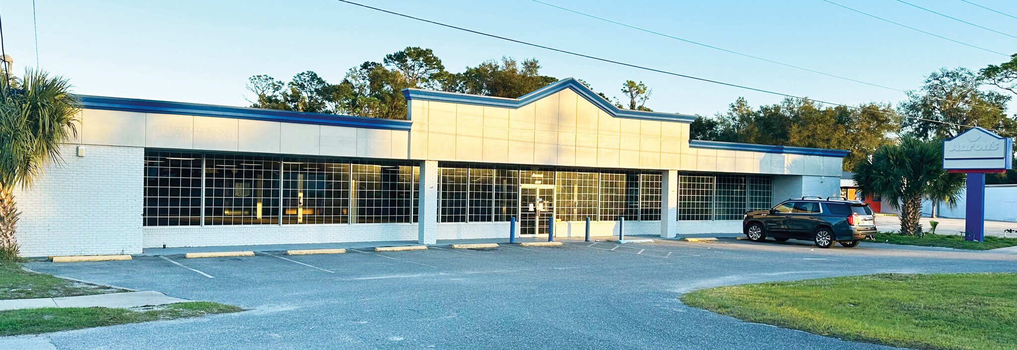 1425 S Woodland Blvd Deland, FL 32720 Retail Property for Lease on