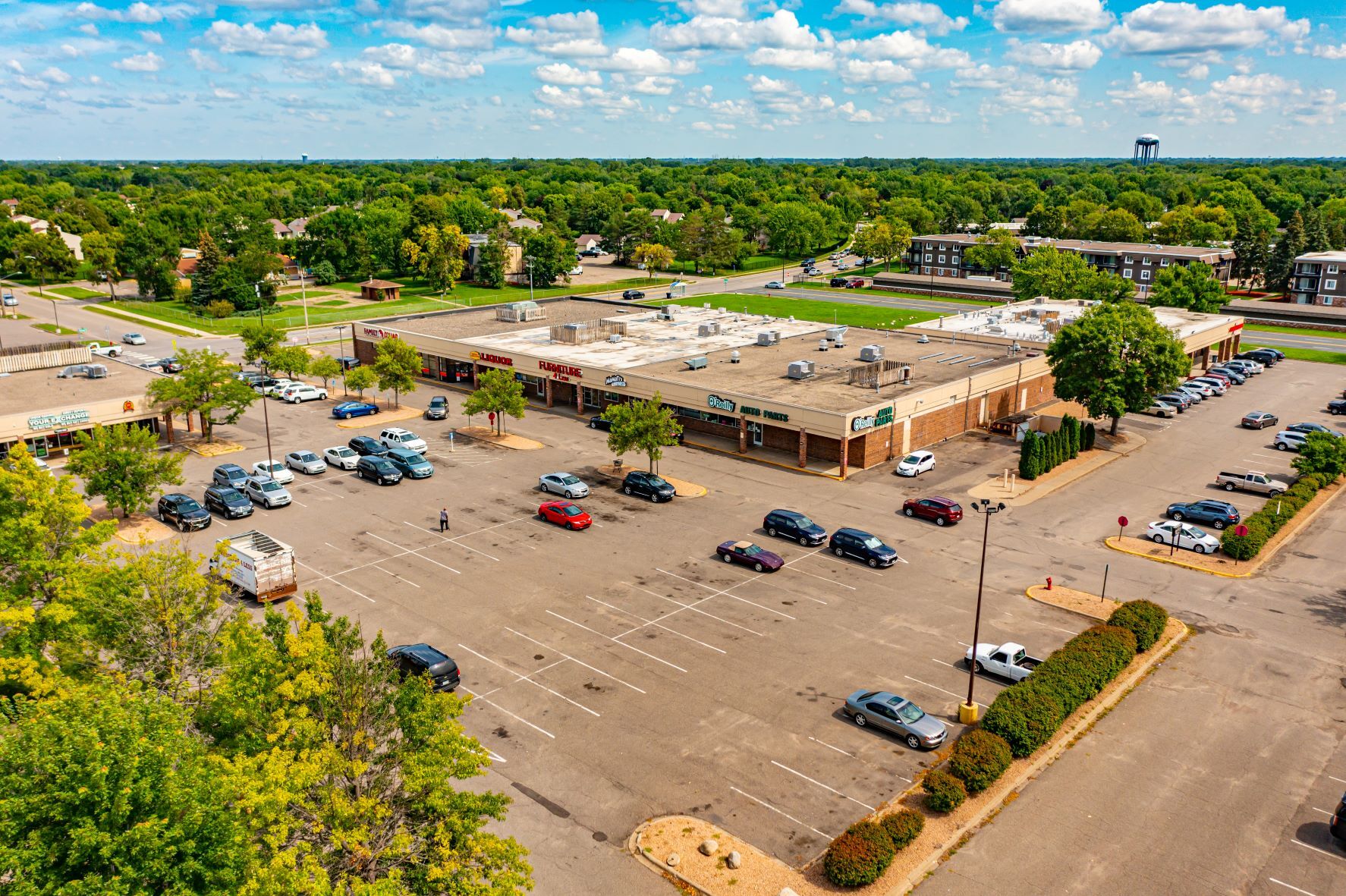 76007658 Brooklyn Blvd Brooklyn Park, MN 55443 Shopping Center