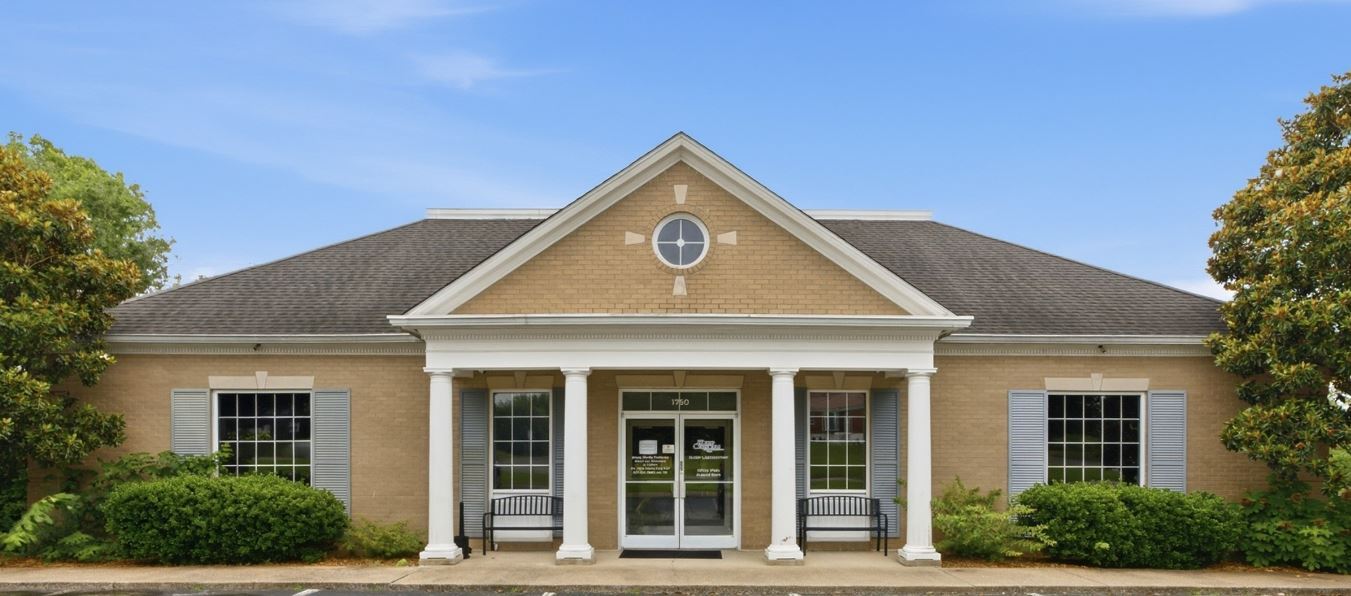 1750 Memorial Dr, Clarksville, TN for Sale