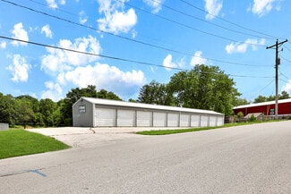 Des Moines, IA Self-Storage Facilities - 4227 NE 43rd Ct