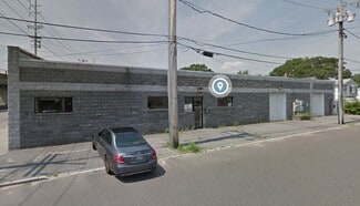 Lindenhurst, NY Industrial - 190 E Hoffman Ave