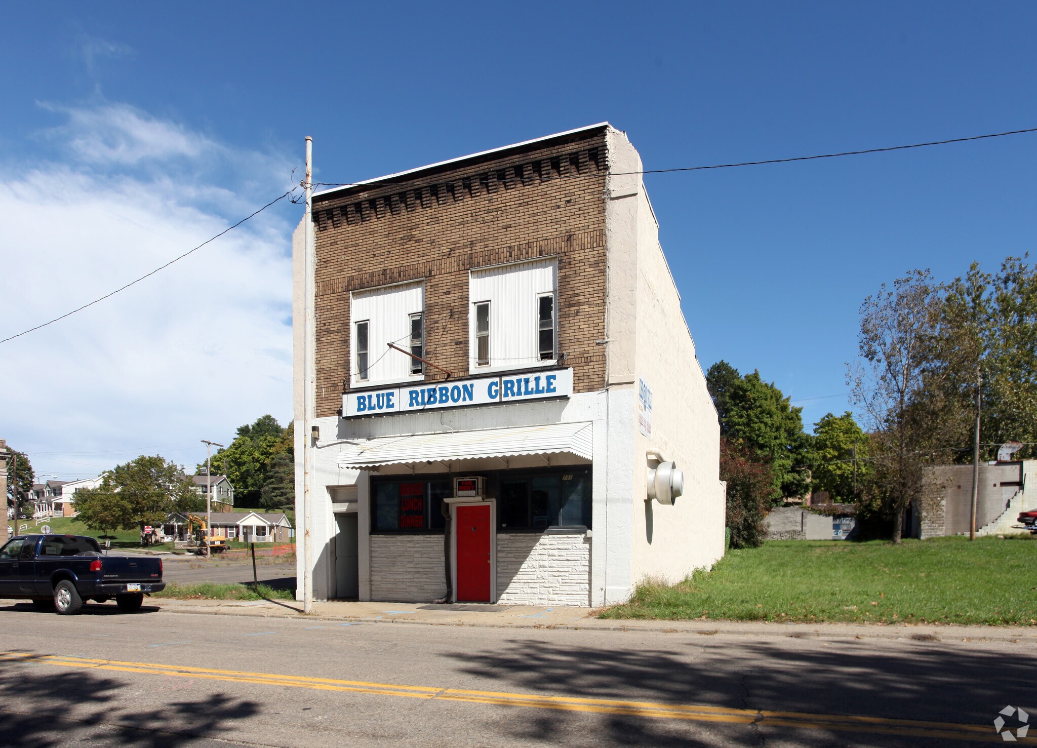 731 Martin Luther King Jr Blvd Farrell, PA 16121 Retail Property for