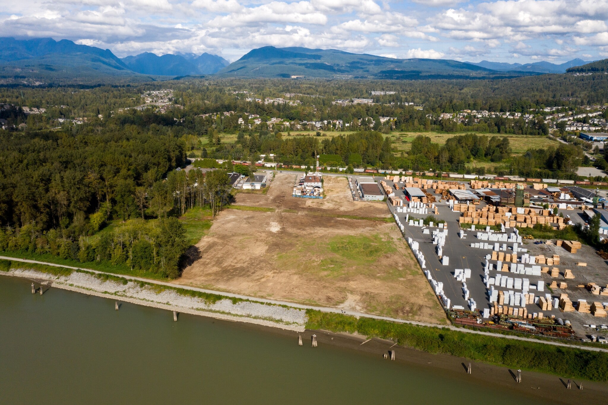 23296 River Rd, Maple Ridge, BC for Sale