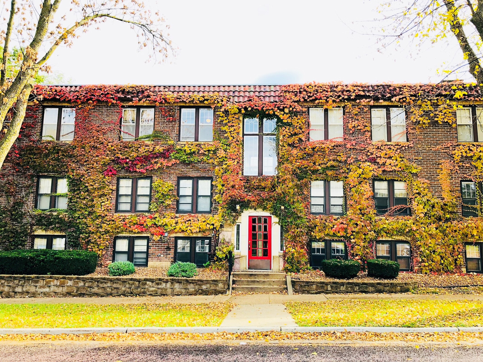 1216 S Center Ave, Sioux Falls, SD for Sale