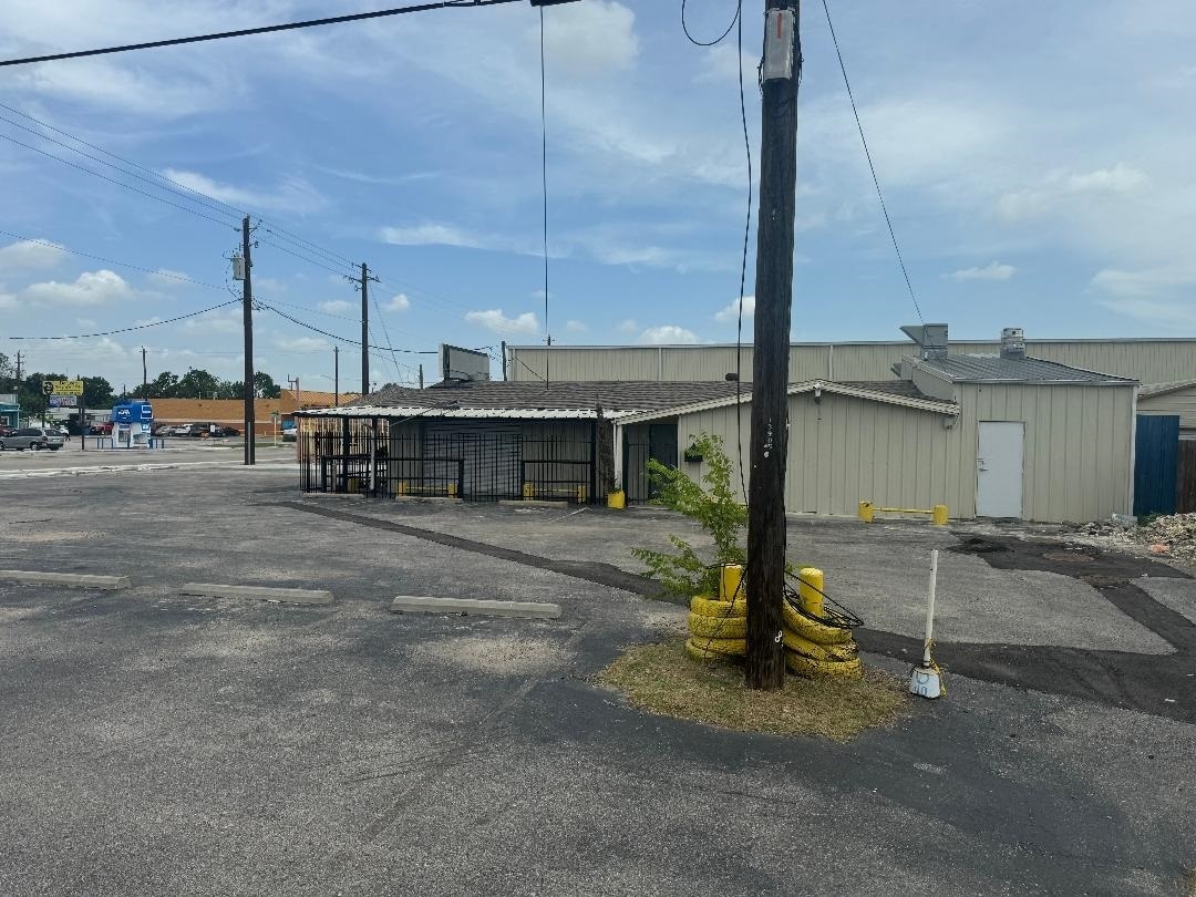 711 Freeport St, Houston, TX for Sale