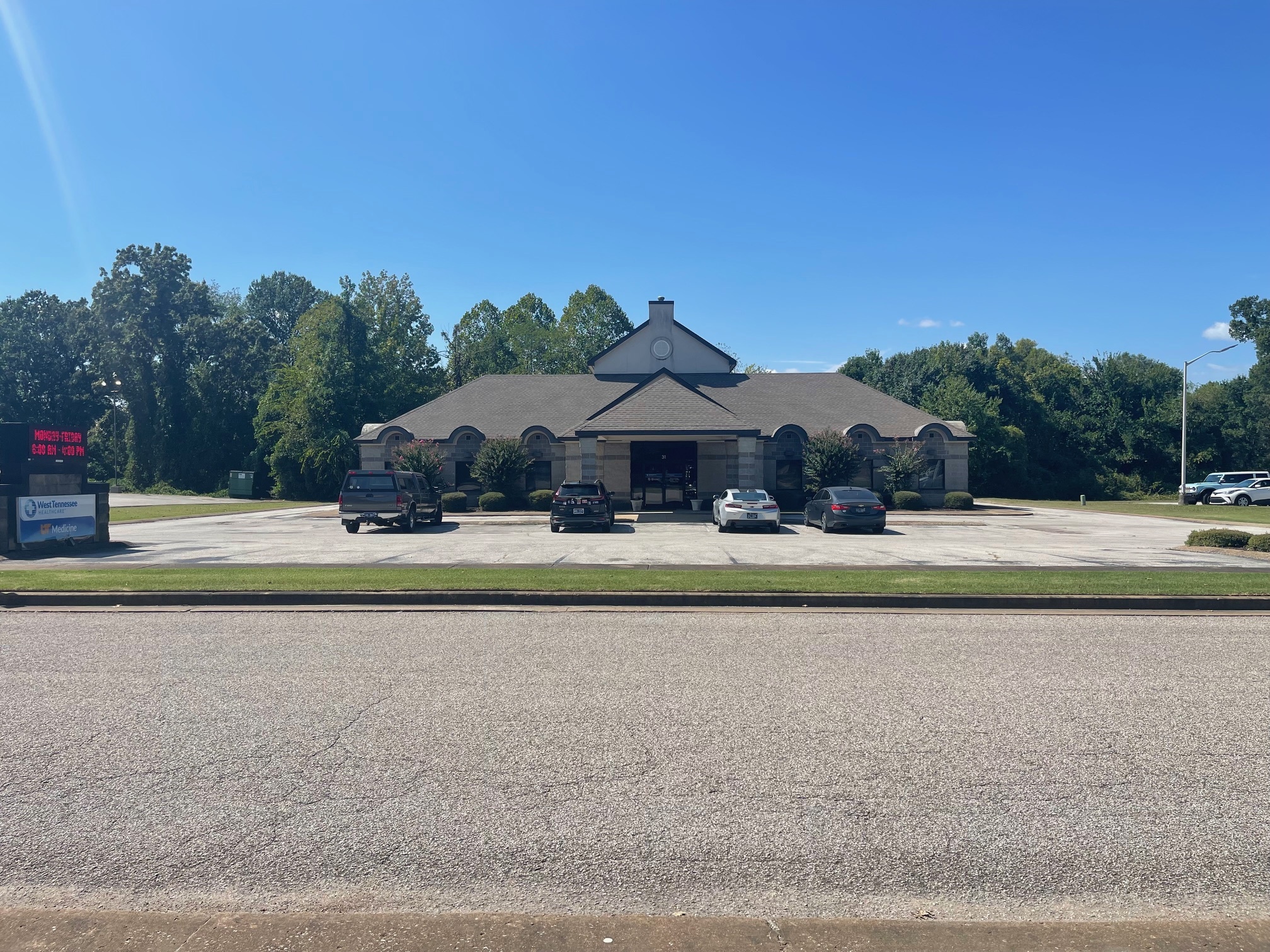 31 Physicians Dr, Jackson, TN for Sale