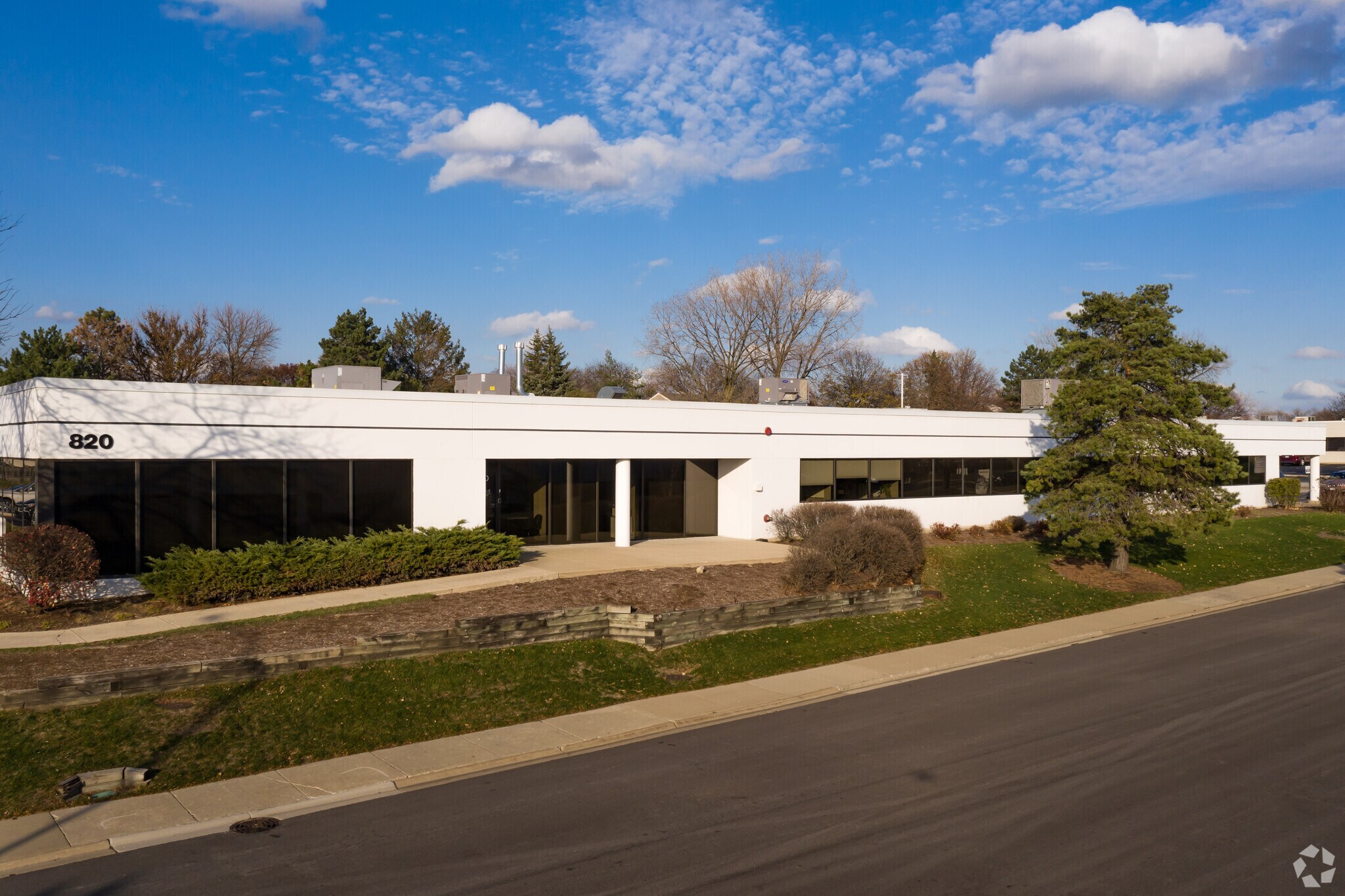 800 Springer Dr, Lombard, IL for Rent