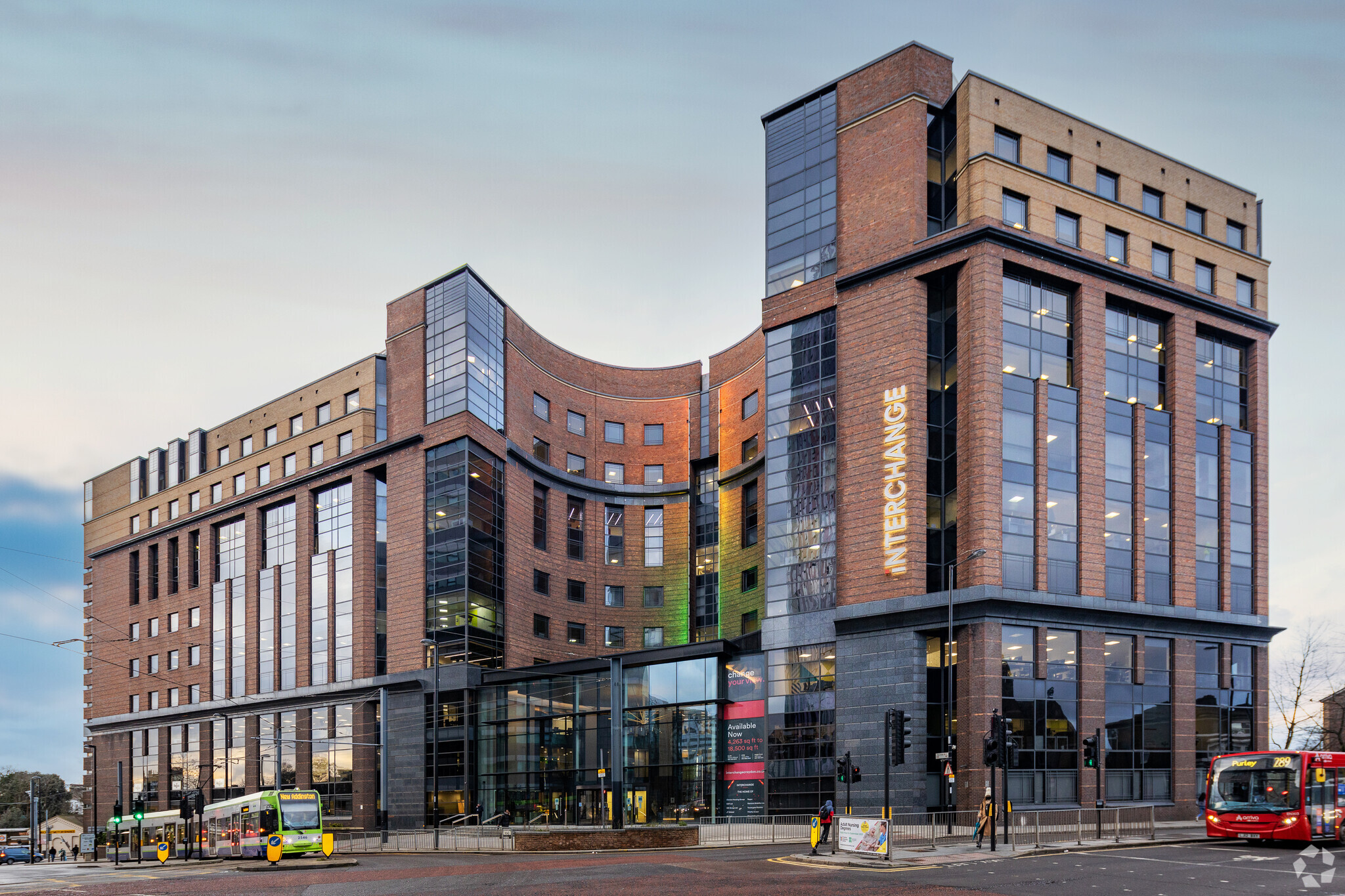 81-85 Station Rd, Croydon, LND for Rent