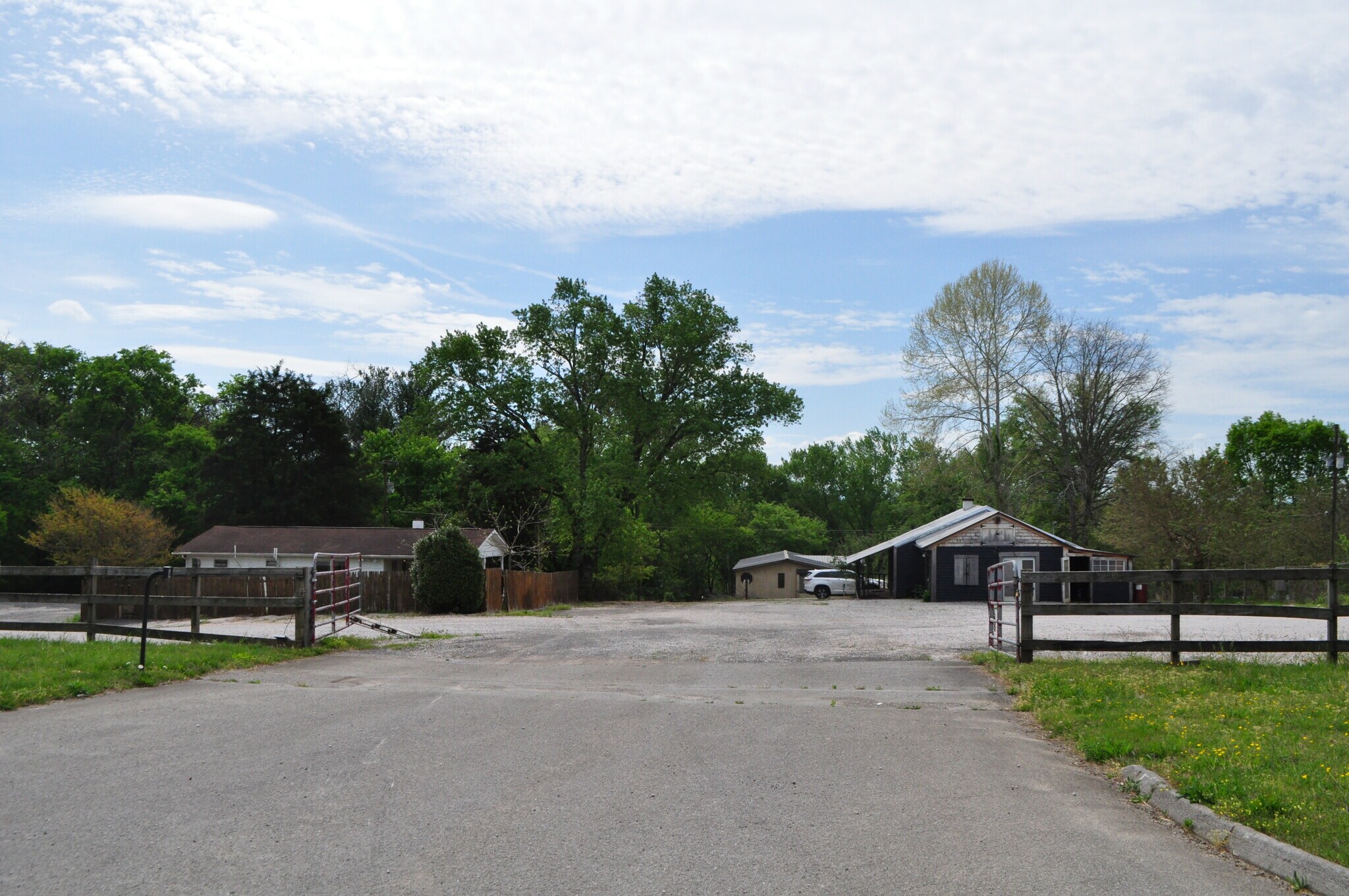 7250 Rutledge Pike, Knoxville, TN for Sale