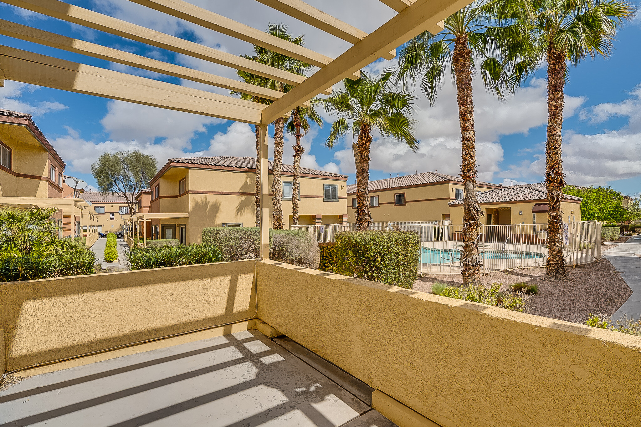 4915 E Russell Rd, Las Vegas, NV for Sale