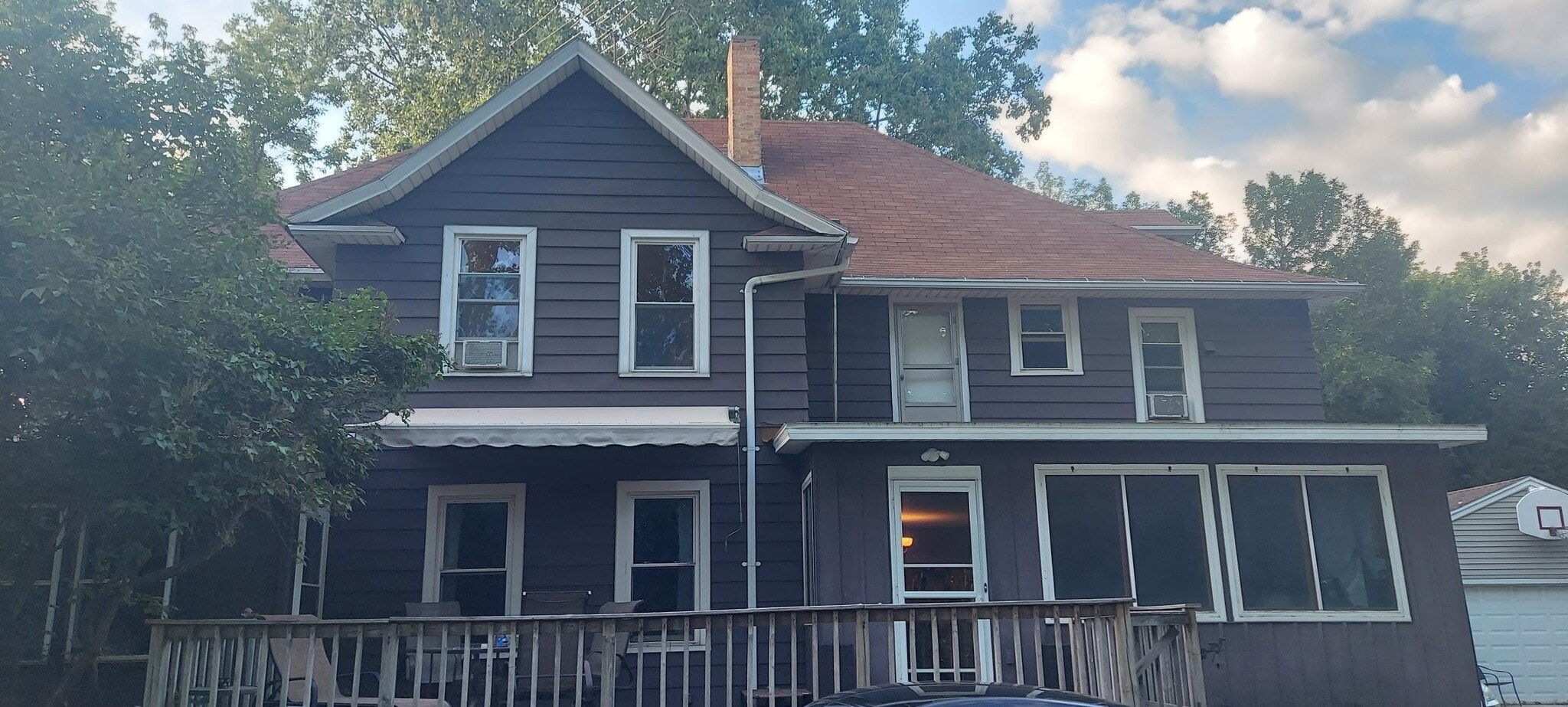 1025 Oneida St, Menasha, WI for Sale