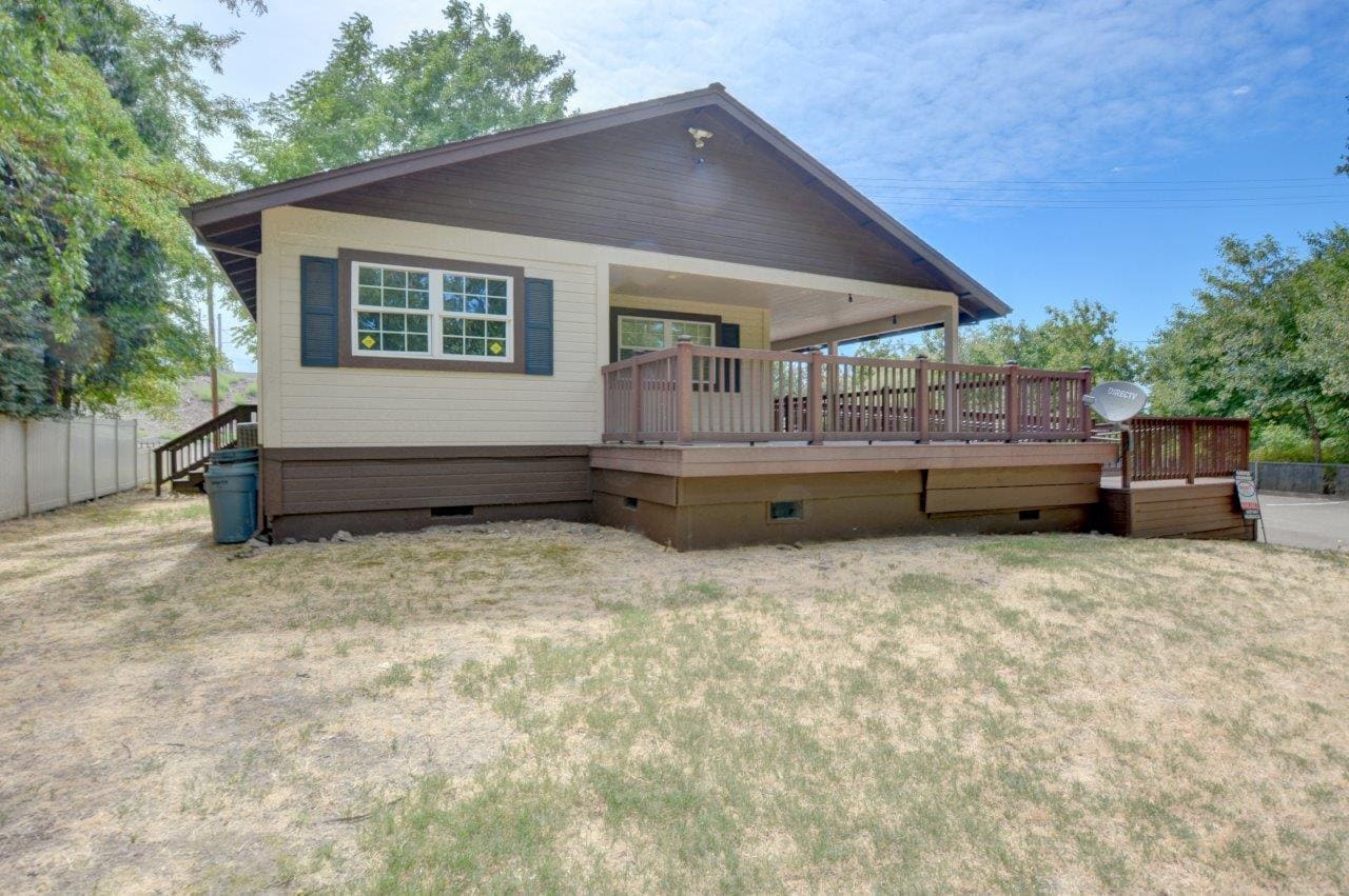 501 Spencer St, Medford, OR for Sale