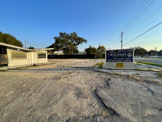 Wildwood, FL Auto Dealership - 830 S Main St