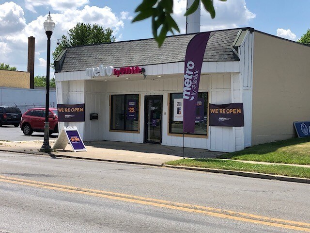 3720 S Calhoun St, Fort Wayne, IN for Rent