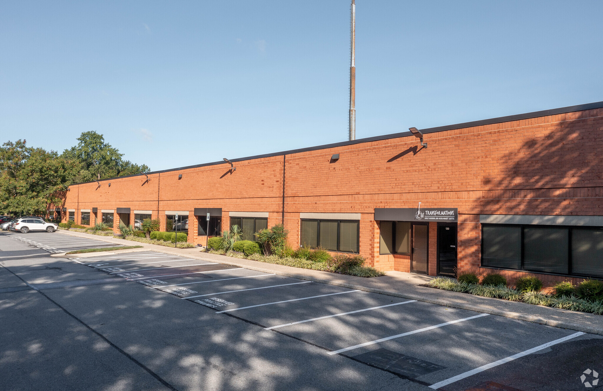 100-166 Business Center Dr, Reisterstown, MD for Rent