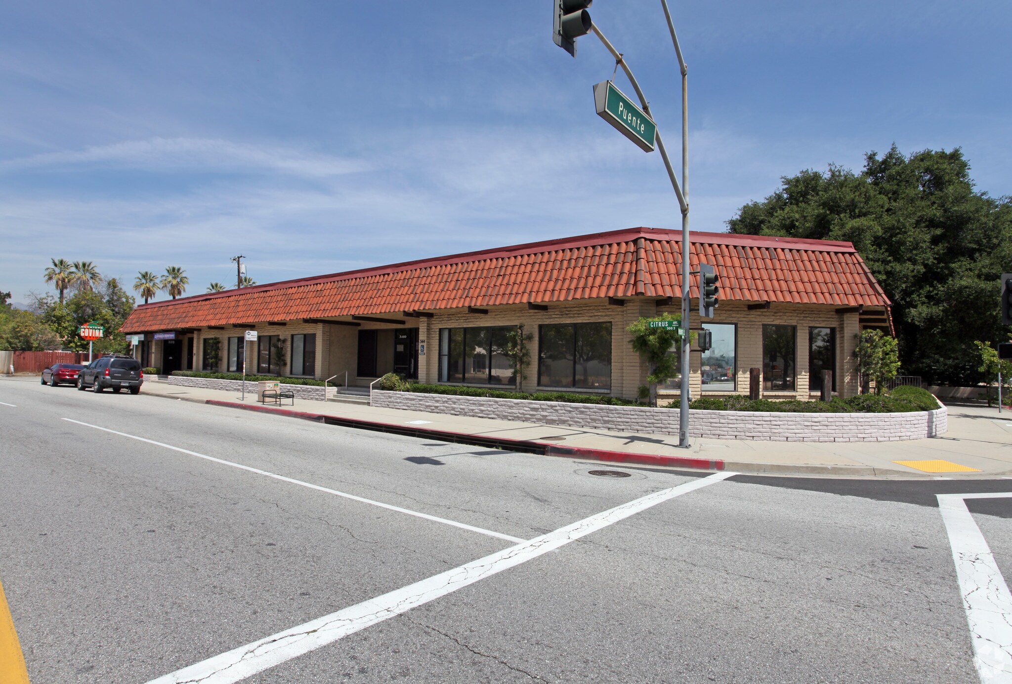 328-344 S Citrus Ave, Covina, CA for Rent