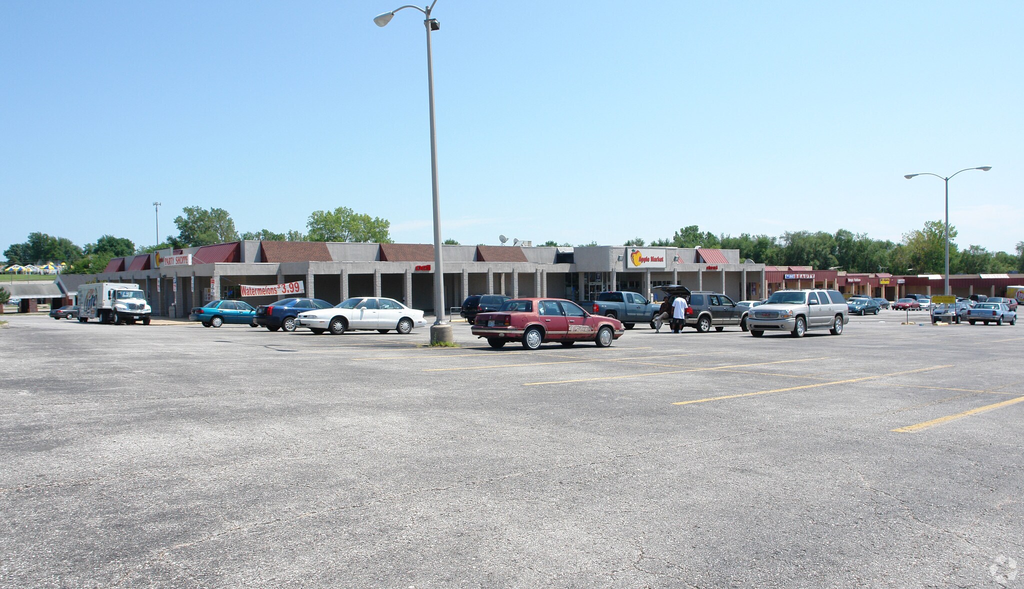 6801-6859 Longview Rd, Kansas City, MO for Rent