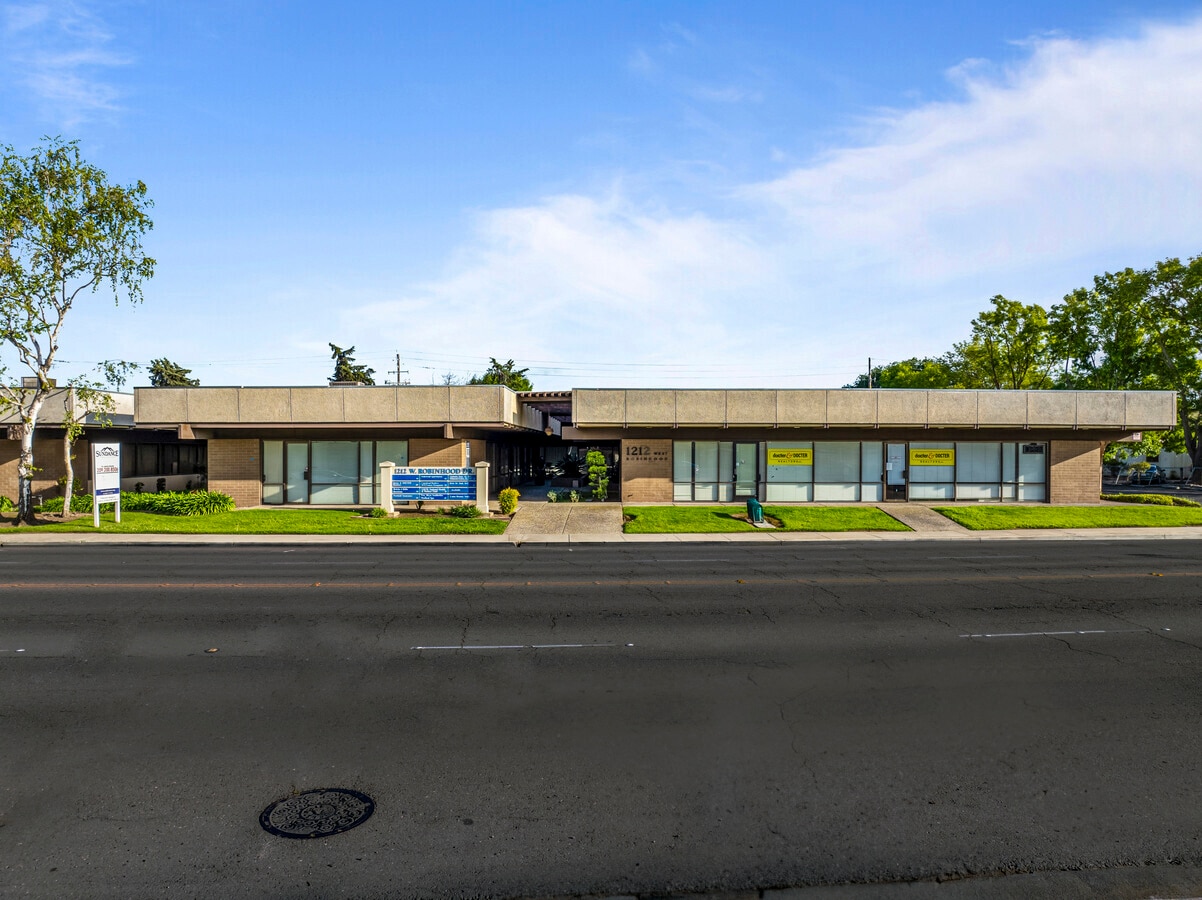 1212 W Robinhood Dr, Stockton, CA for Rent