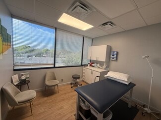 Boca Raton, FL Medical - 9970 S Central Park Blvd