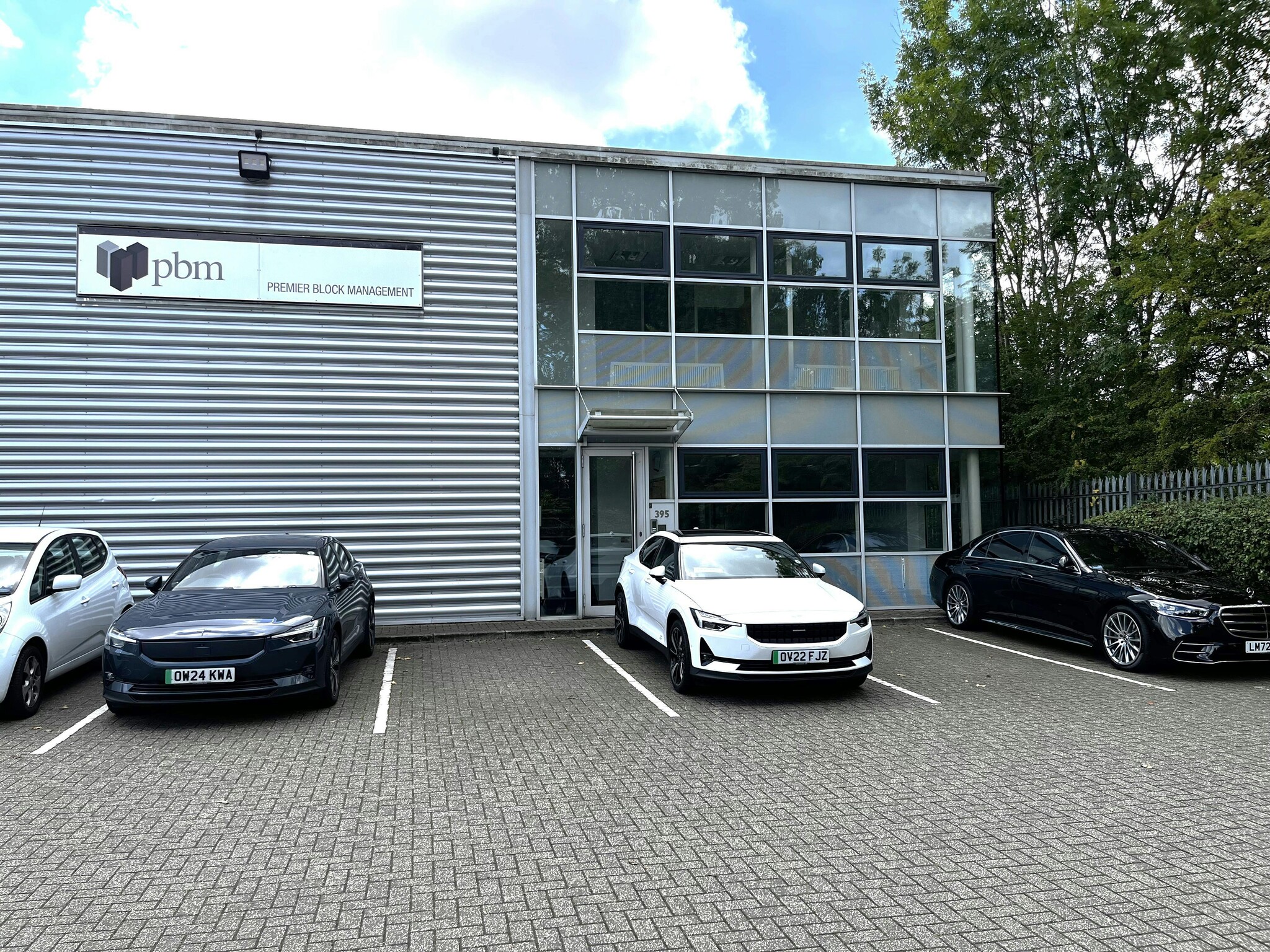 Centennial Ave, Elstree, HRT for Rent