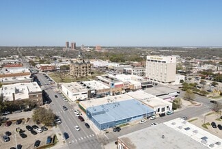 Denton, TX Retail - 119 S Elm St