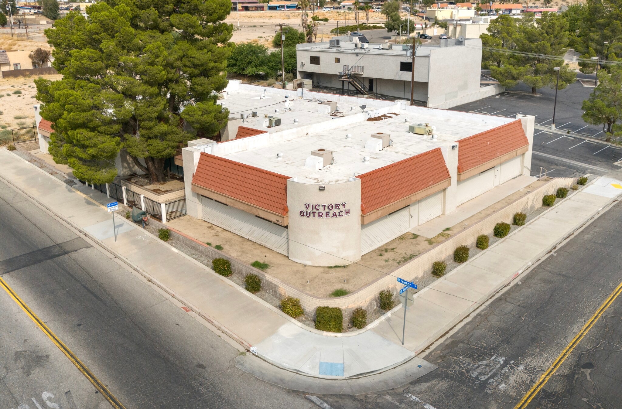 16534 Victor St, Victorville, CA for Sale
