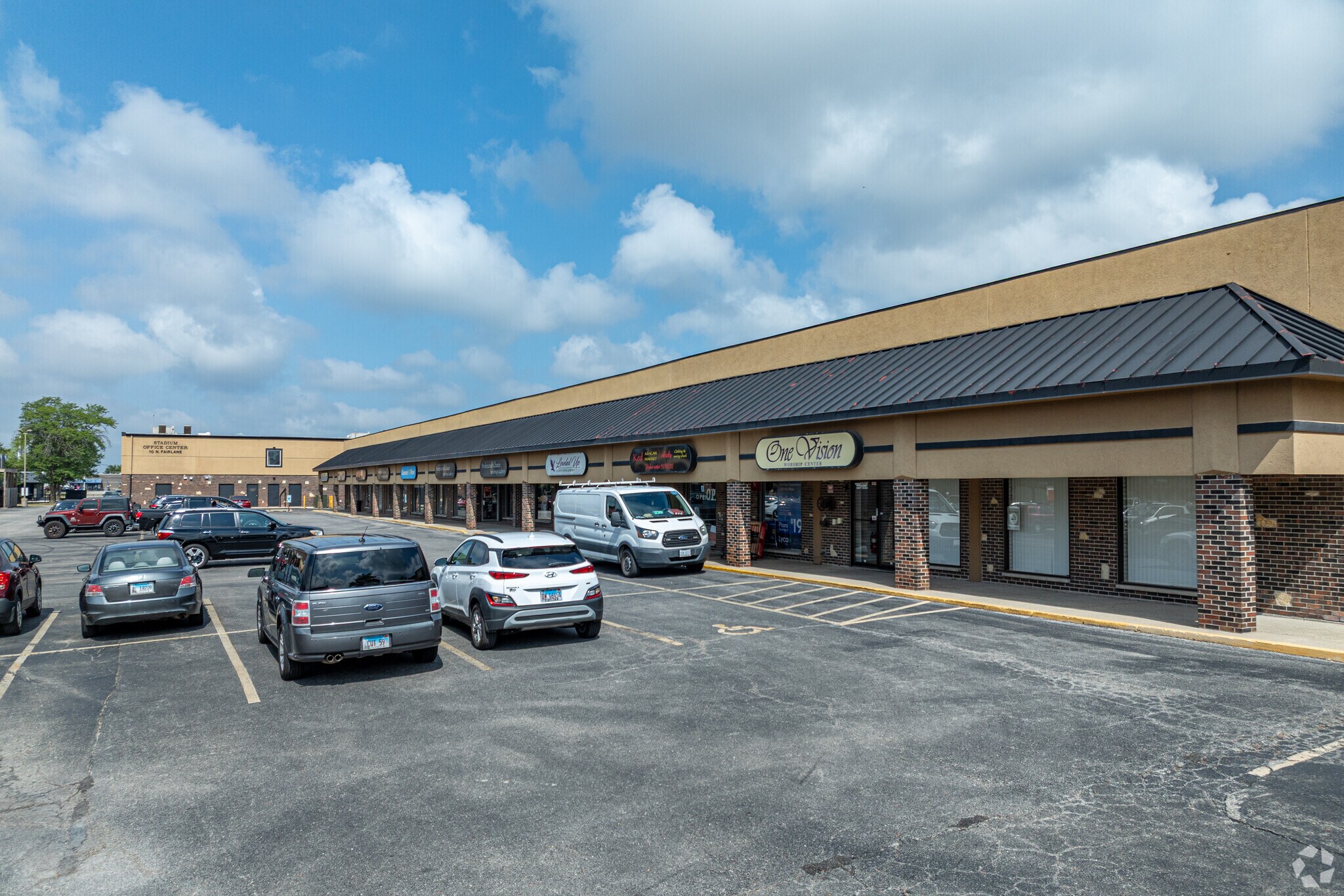 2701 W Jefferson St, Joliet, IL for Rent