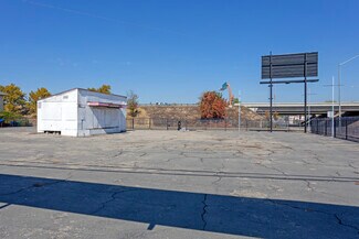 Fresno, CA undefined - 539 N Blackstone Ave