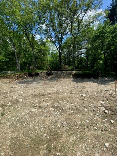 36 Yorkshire Rd, Dover, MA for Sale